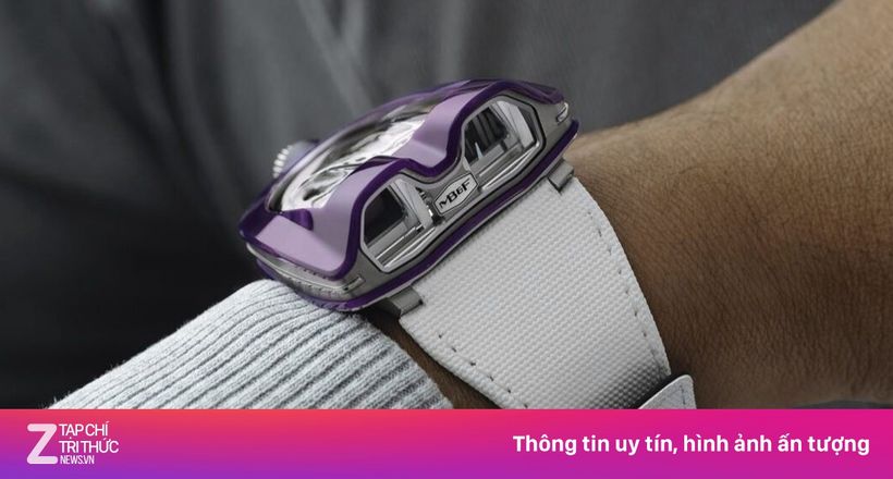 Không rời tay lái, tài xế vẫn xem được giờ trên đồng hồ 88.000 USD