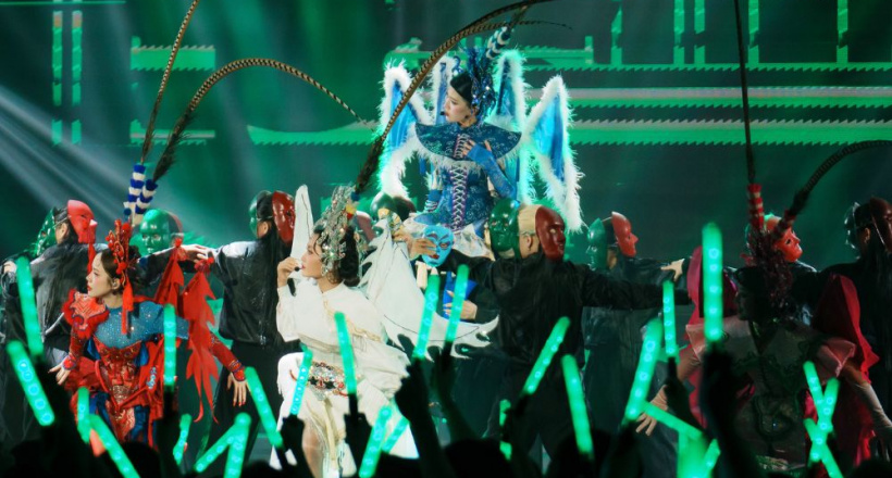 Live Stage 2 Em Xinh “Say Hi” đa dạng về màu sắc âm nhạc