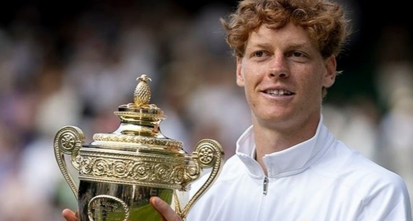 Sinner lại đeo đồng hồ Rolex 43.000 USD khi nâng cúp vô địch Wimbledon