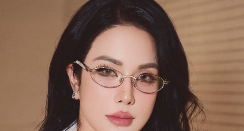 Erik, Diệp Lâm Anh ủng hộ người dân Nghệ An 100 triệu đồng