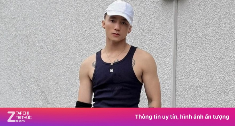 Sơn Tùng M-TP khoe cơ bắp