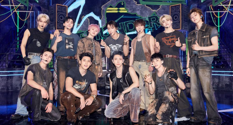 SEVENTEEN khởi động chuyến lưu diễn [NEW_] World Tour
