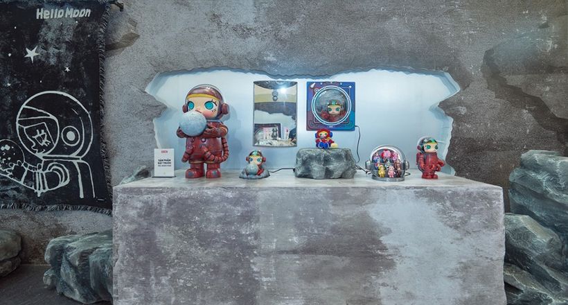 Đắm chìm trong vũ trụ MEGA SPACE MOLLY: Hello, Moon – triển lãm MEGA đầu tiên tại Việt Nam