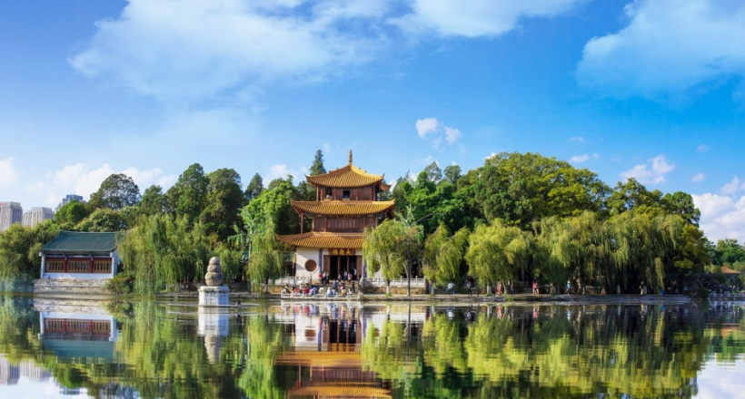 Top 3 tour Trung Quốc đường bộ từ Hà Nội có giá tốt tại iVIVU