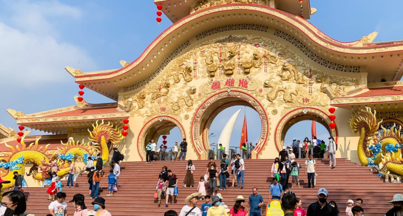 Khu du lịch Suối Tiên ở đâu? Kinh nghiệm vui chơi từ A–Z