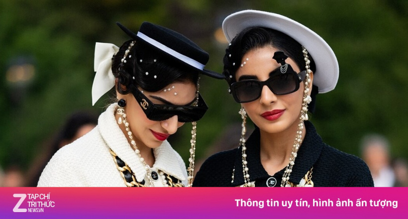 Lối sống xa hoa của cặp tiểu thư tập đoàn Ấn Độ