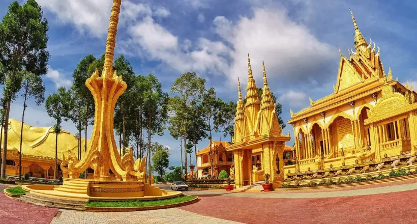 Trà Vinh, nơi biển, rừng và văn hóa Khmer hòa làm một