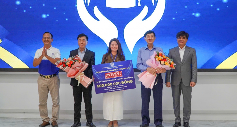 “Nâng bước tương lai” – Tấm lòng của ông Johnathan Hạnh Nguyễn – Chủ tịch Tập đoàn đồng IPP dành cho thế hệ trẻ Khánh Hòa