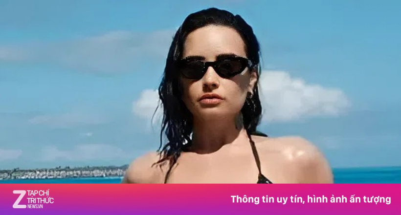 Demi Lovato gợi cảm sau khi giảm 23 kg