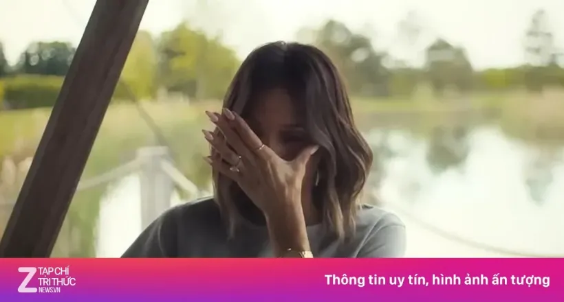 Victoria Beckham sốc, suy sụp