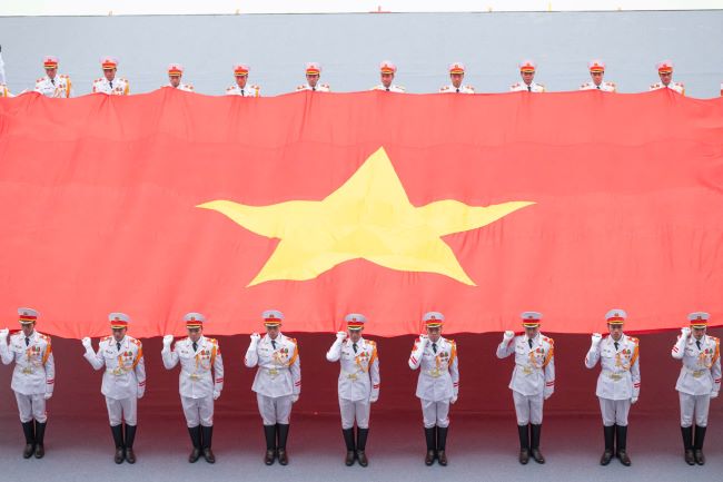 Concert pháo hoa quốc gia khiến người Hà Nội háo hức từ chiều