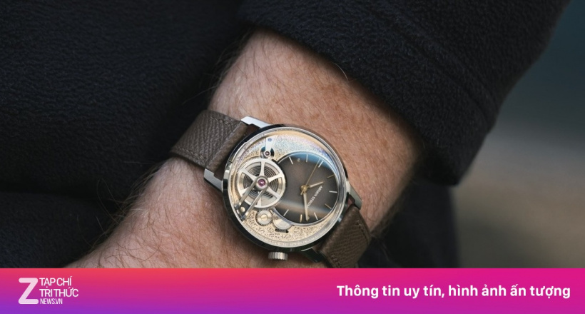 Chỉ còn 1 đồng hồ Thụy Sĩ 33.000 USD này sau 3 ngày ra mắt