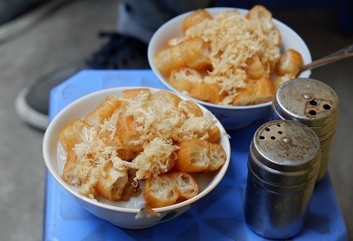 Gợi ý 5 món ăn chiều ở Hà Nội mang hương vị khó quên