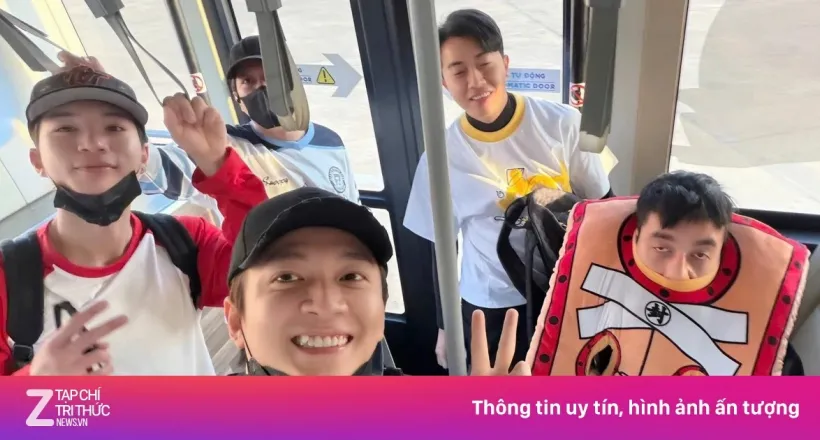 Ảnh gây xôn xao của Ngô Kiến Huy