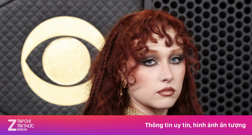 Váy 'khỏa thân' gây sốc tại Grammy 2026