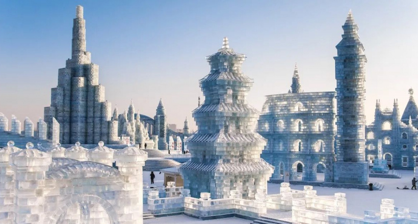 Nghệ thuật từ băng tuyết: Chạm khắc mùa đông