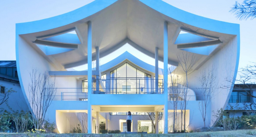 Biệt thự HO-UN: Đường cong di sản trong thiết kế đương đại