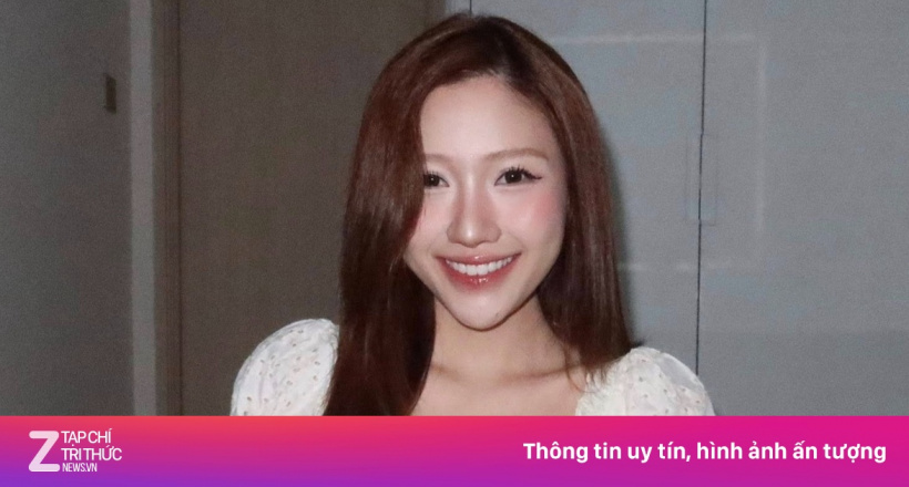 Uyển Ân gợi cảm