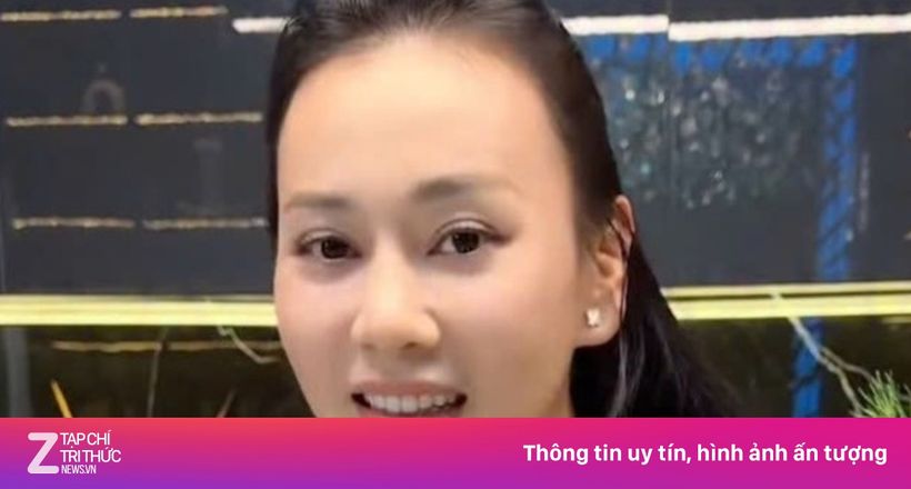 Phương Oanh lộ diện