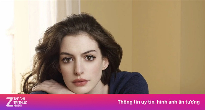 Anne Hathaway và cựu tổng biên tập Vogue gây sốt