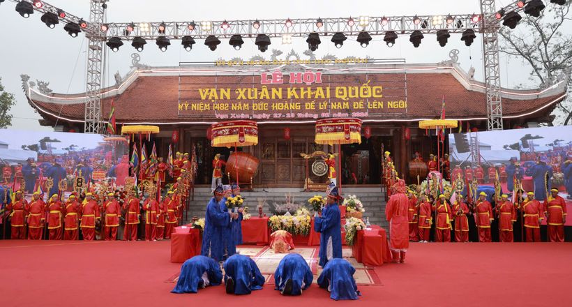 Thái Nguyên long trọng khai mạc Lễ hội “Vạn Xuân khai Quốc”