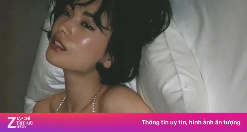 Vẻ gợi cảm của 'mỹ nhân đẹp nhất thế giới'