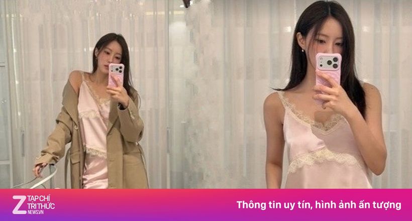 Nữ ca sĩ mặc đồ ngủ ra sân bay