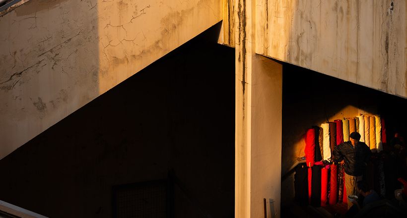 Hành trình chụp thế giới, soi chiếu mình của Tùng Xuân Lâm trong Triển lãm Nhân Dạng Gốc