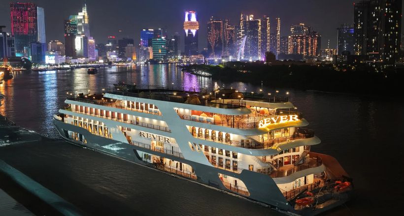 REVER Sài Gòn – hải trình thưởng thức nghệ thuật và ẩm thực đặc sắc