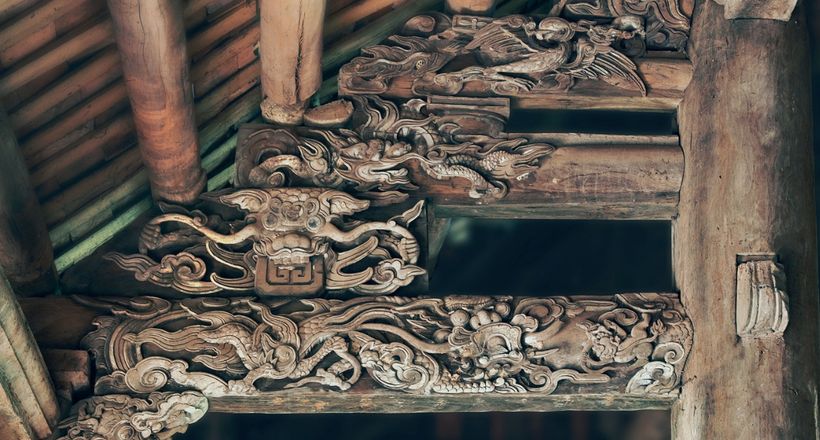 Những mảng chạm linh thú trong đình làng Việt