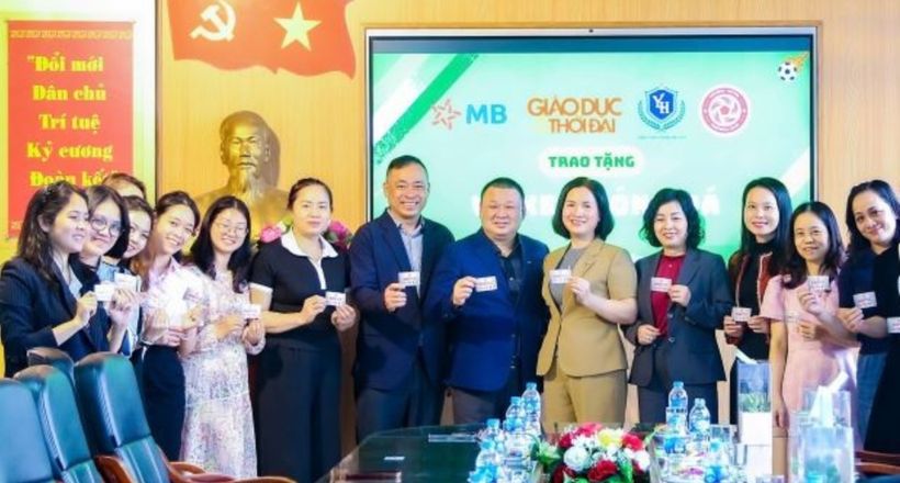 MB và Thể Công - Viettel mang bóng đá đỉnh cao đến gần học sinh