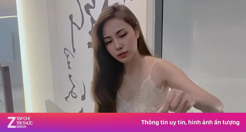 Thủy Tiên gây chú ý