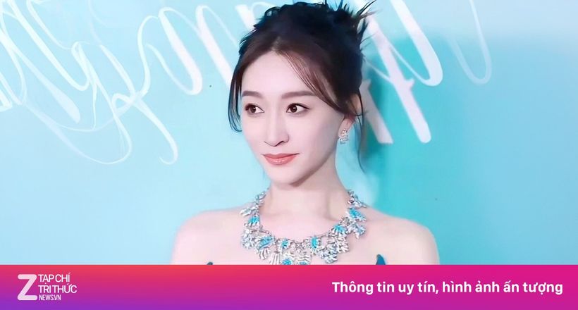 Nữ diễn viên 50 tuổi được khen quá trẻ