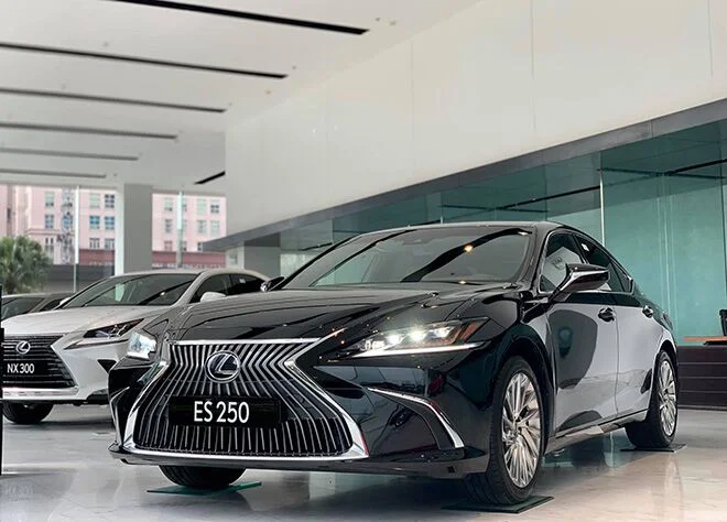 lexus
