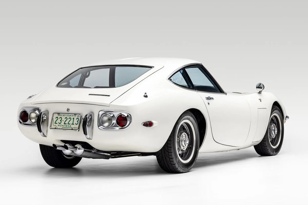 Toyota 2000GT