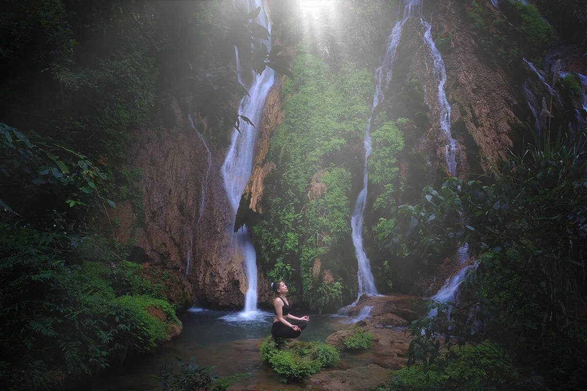 thac nuoc tai avana retreat mai chau