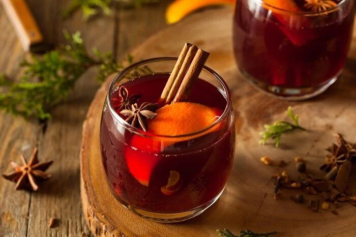 Bánh quy ngôi sao, rượu vang nóng và 5 món ăn Giáng sinh ở Áo