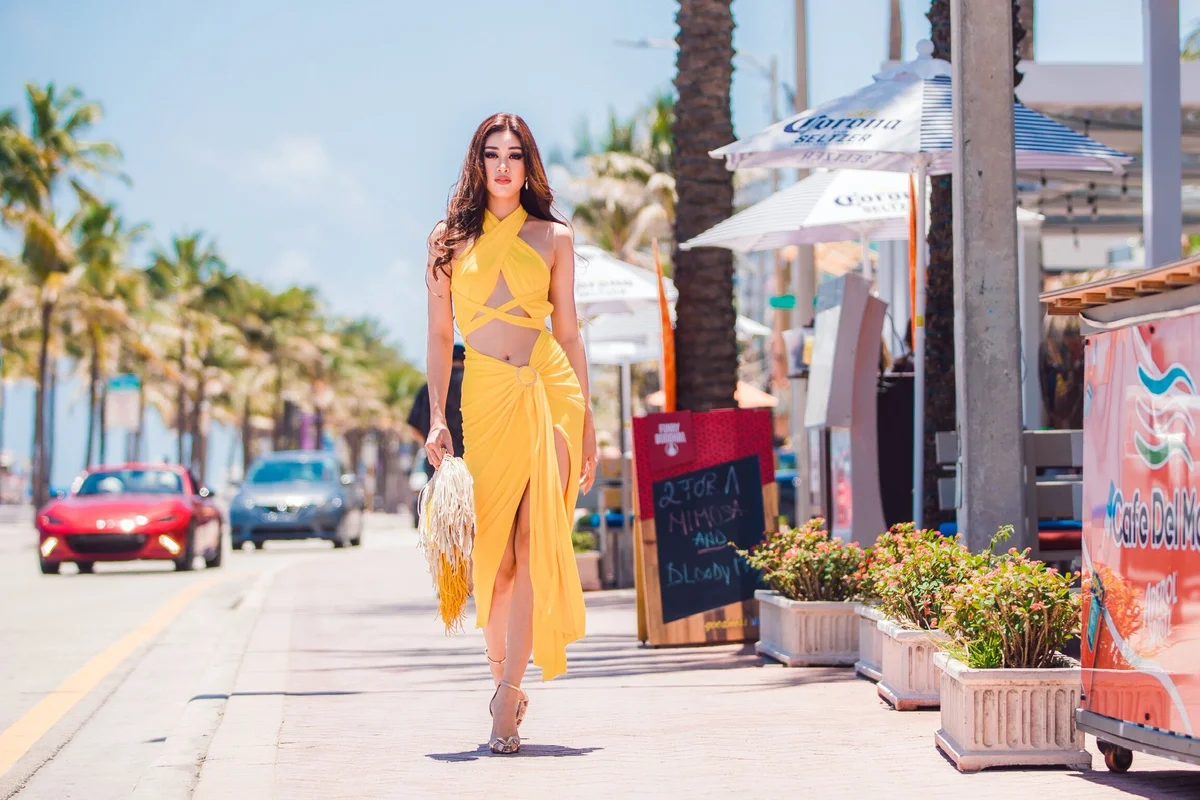 khanh van miss universe anh 9