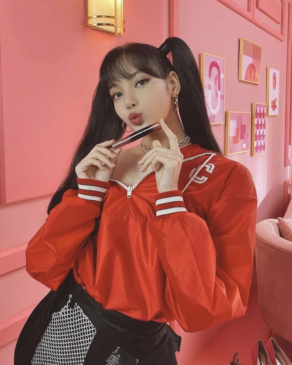 Lisa - MAC Love Me Liquid Lip Colour màu Still Winning