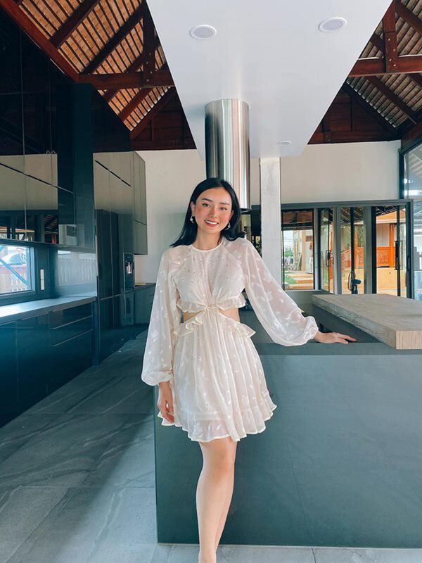 Căn bếp toát ra mùi tiền của Angela Chu