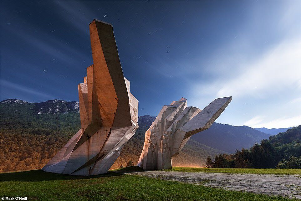 Tượng đài Tjentište, Bosnia: