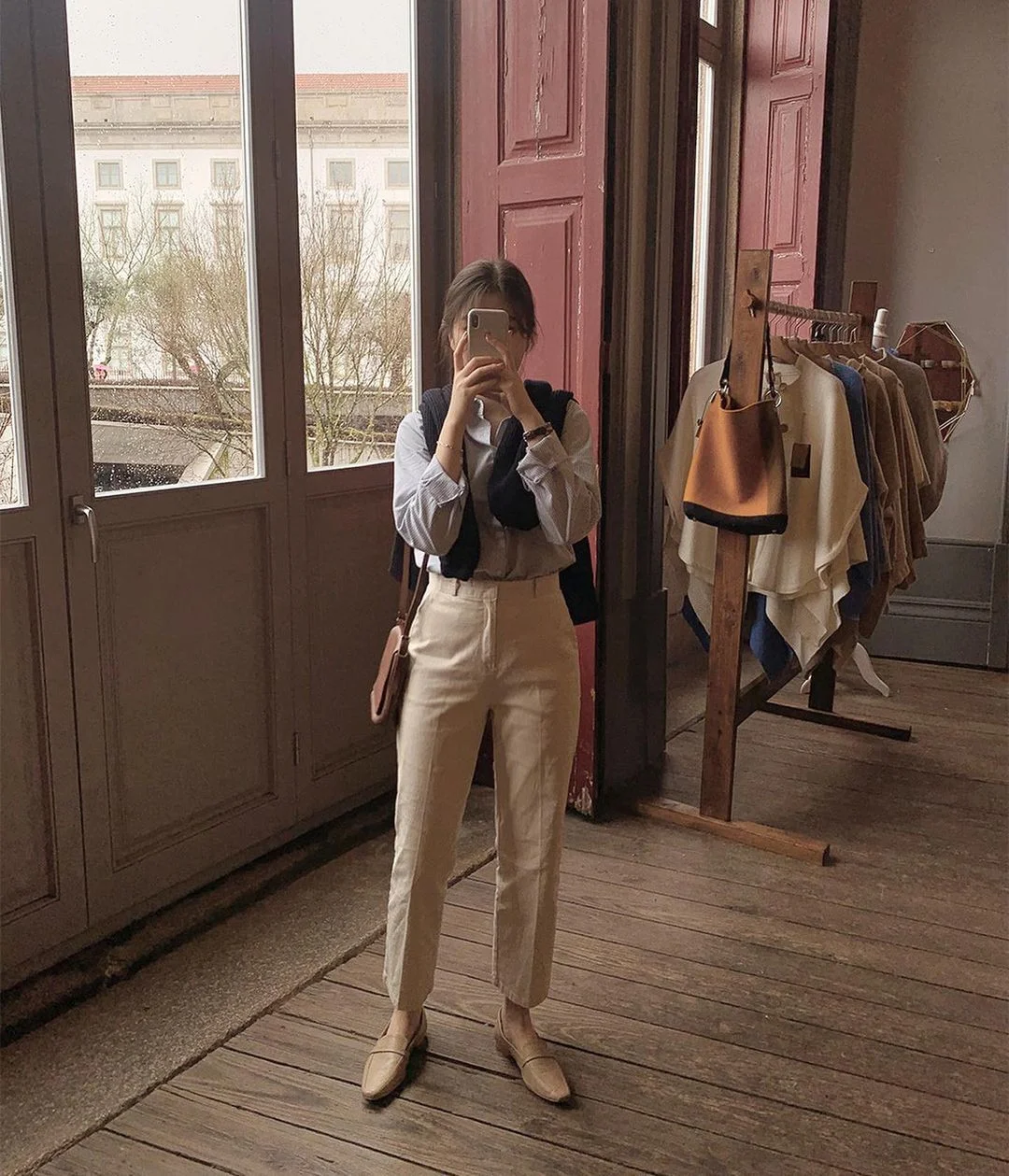 Giày loafers