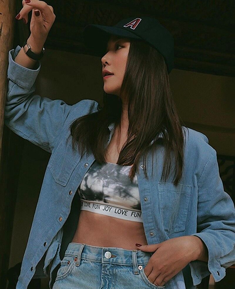 Ngày hè, mix&match bra top đẹp như sao Việt-6