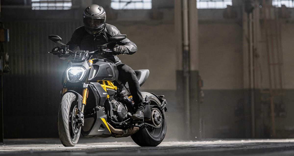 Siêu mô tô 2022 Ducati Diavel 1260 S