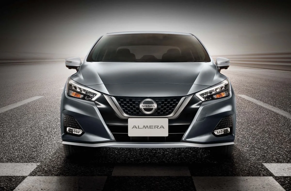 Nissan Sunny 2021 hầm hố hơn với gói độ chính hãng-2