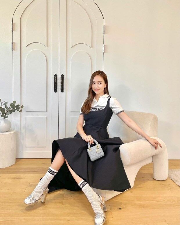 Hàng loạt các nàng thơ Dior “check-in” cùng Dior Micro Bag-4