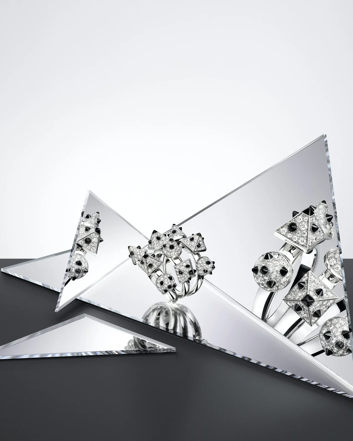 Cartier Clash [Un]Limited - Khi giới hạn phá vỡ mọi giới hạn-2