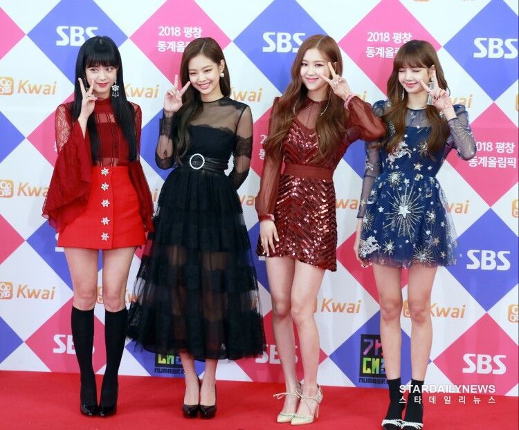 Trang phục hàng hiệu sau biểu diễn của các idol K-pop sẽ đi về đâu?-4