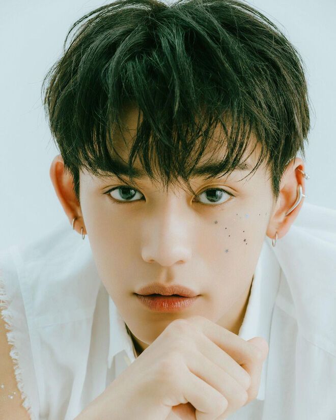 Gucci thẳng tay xoá bỏ mọi hình ảnh của Lucas (NCT)