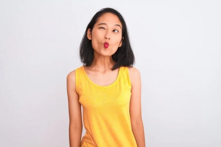 Face Yoga giúp trẻ hóa khuôn mặt cực hiệu quả tại nhà-5